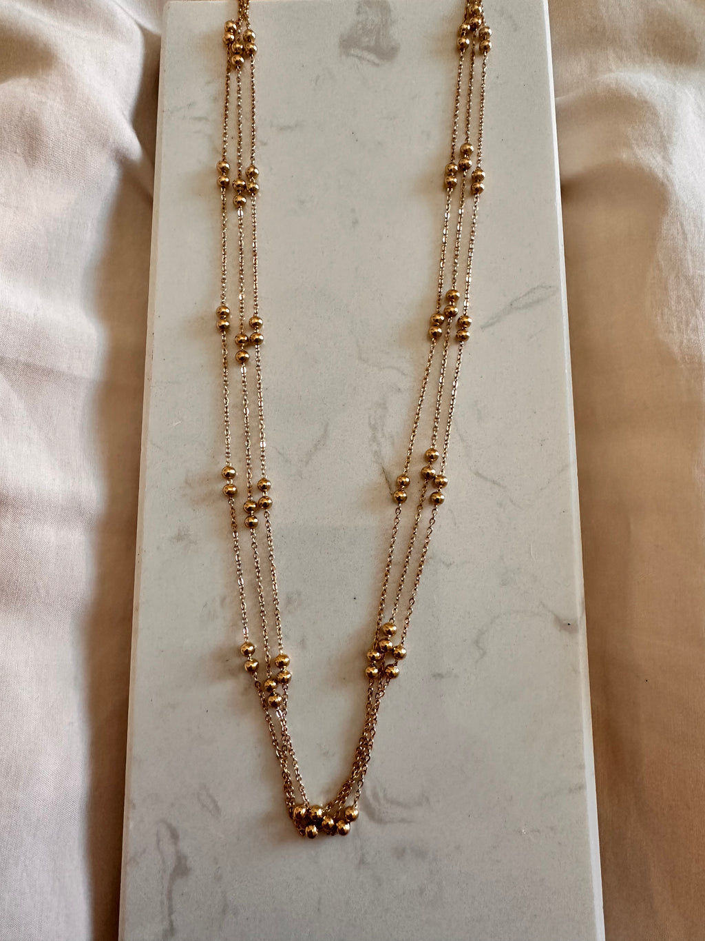 Collier trio boules